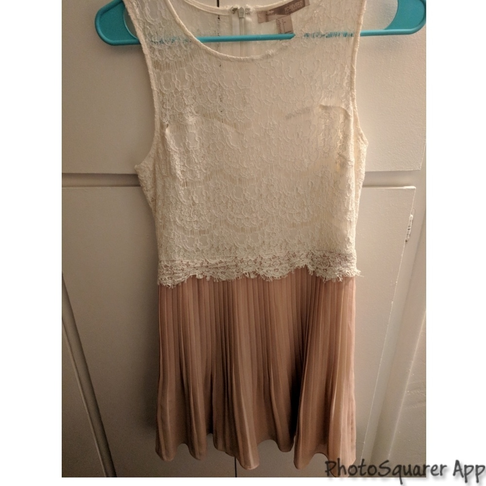 Slightly worn dress. Great for a summer event